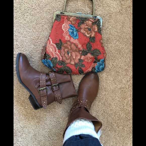 Short boots - Picture 2 of 5